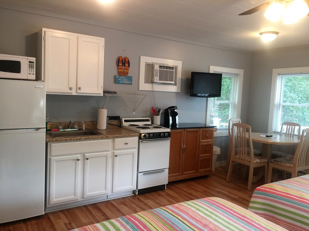 Drake'S Island Resort & Cottages Wells Bagian luar foto