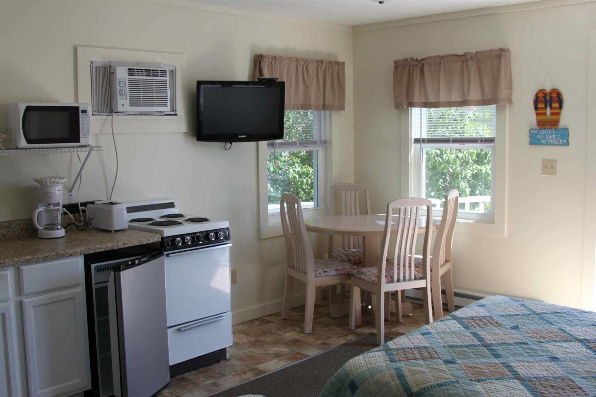 Drake'S Island Resort & Cottages Wells Bagian luar foto